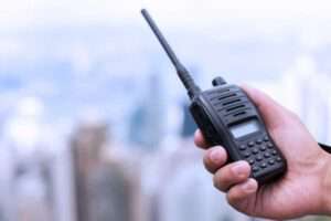 best walkie talkie for city use 600x400 1