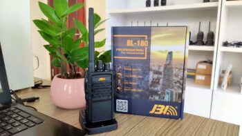 Máy bộ đàm BL-180 2 bo dam jbl bl 180 fesviet.vn