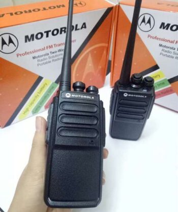 MOTOROLA CP-820