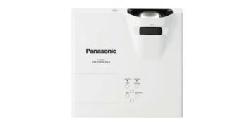 may chieu panasonic pt tw370 1