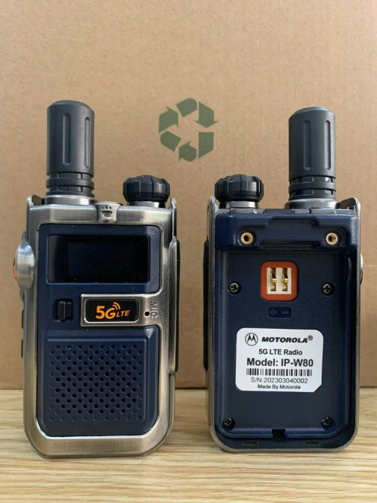 Bộ Đàm 4G/5G: Ưu Nhược Điểm và Phạm Vi Ứng Dụng So Với Bộ Đàm Truyền Thống 2 z6475438836779 a7d3555d70ea29fce4eb0c707015d2d3